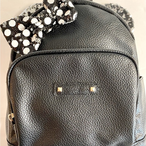 Disney Minnie Mouse backpack in black with sequin ears and bow.Adorable! - Picture 12 of 12